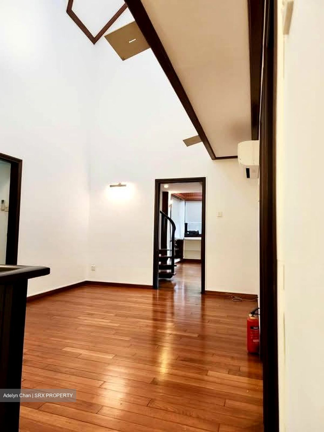 Capitol Park (D11), Semi-Detached #602848101